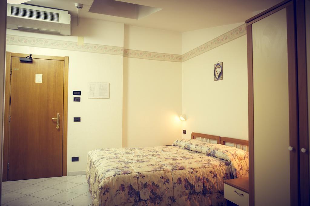 Hotel Fini San Giovanni Rotondo Exterior foto